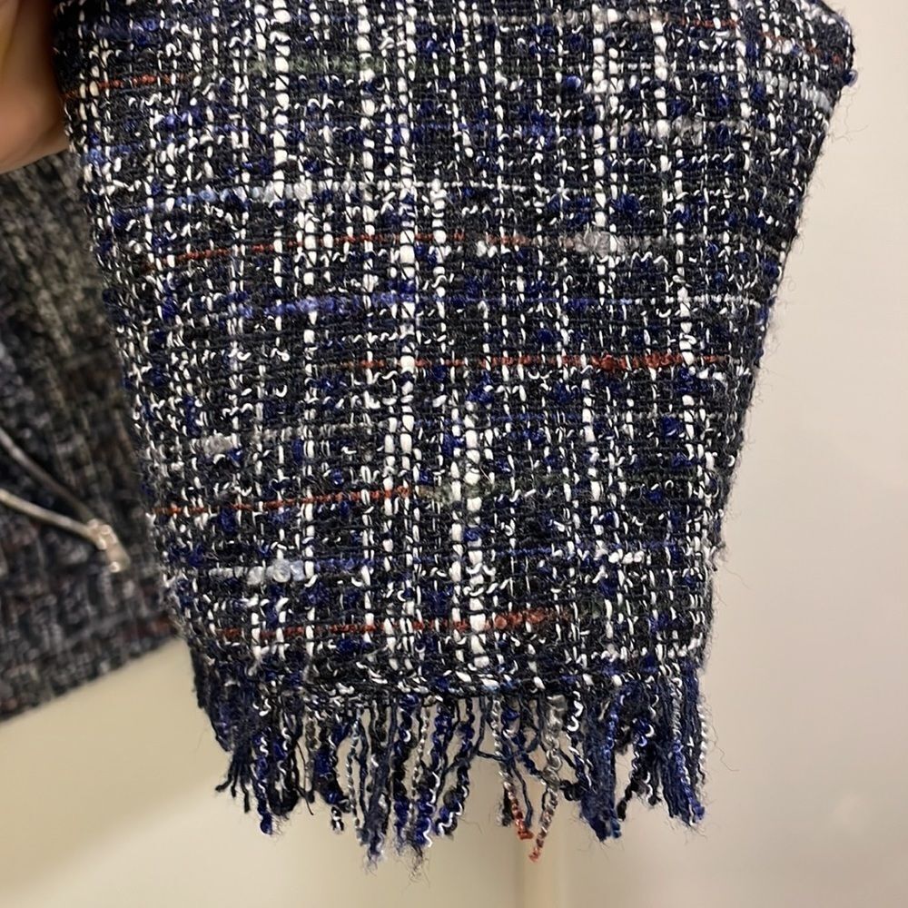 Eloquii woman’s black and white and blue tweed jacket - Picture 5 of 12